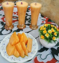 نوشیدنی طالبی بستنی