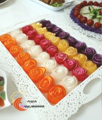 ژله رولی رنگین کمانی