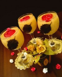 اسموتی هلو (ورق بزنید)