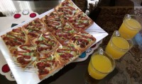 پیتزا نان تست.....