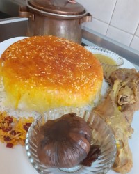 چلوماهیچه مخصوص دخترکوچولوم با ته دیگ سیب زمینی رنده شده