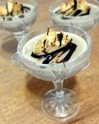 فرنی با شیره خرما