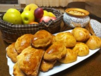 کلوچه زنجفیلی و قطاب