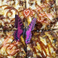 پیتزا نان تست .