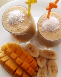 میلک شیک انبه و موز