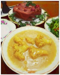 خوراک گل کلم و کیک گوشت (ناهار)