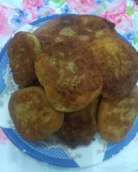 کُماچ با ادویه مخصوص (نان مخصوص کرمانی ها)