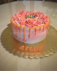 دریپ کیک خامه اى دخترونه