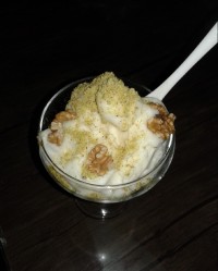 بستنی گردویی وپسته ایی خانگی