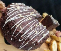 کیک موز و شکلات