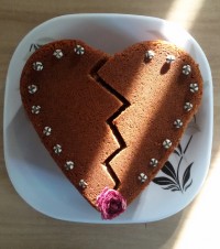 کیک نارگیلی شکلاتی