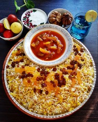 رشته پلو با گوشت