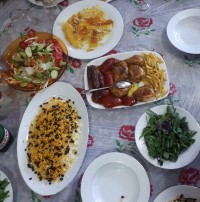 ناهار واسه داداشی