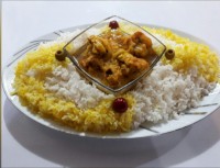 خورشت مرغ زعفرانی با سیر