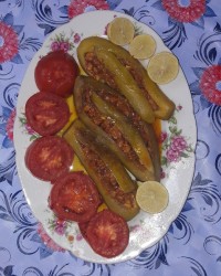 قارنی یاریخ (بادمجان شکم پر)