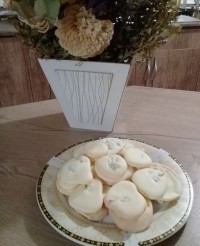 شیرینی پیچ انگشتی