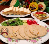 کالباس مرغ و قارچ