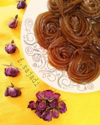 حلوا شیرهٔ خرما وگردو