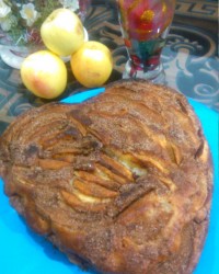 کیک سیب دارچینی