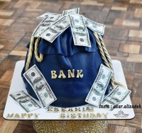 یه کیسه کیکی پر از دلار