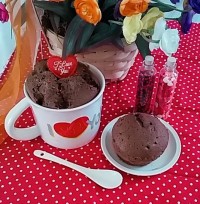 مافین شڪلاتی با مغز موز و شڪلات