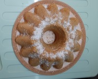 کیک اسفنجی با طعم هل،وانیل، نارگیل