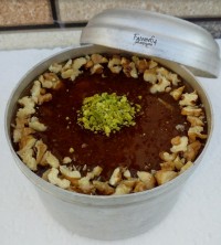 مسقطی ساگو وشیر خشک