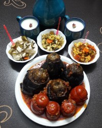 دلمه بادمجان و گوجه