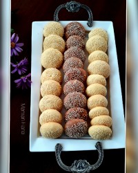 شیرینی کعک با دستور بانو شف عزیز..ممنونم⚘⚘عیدتون مبارک