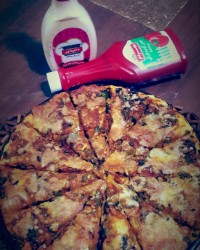 شام امشب .پیتزای مخصوص خودم ???