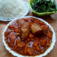 خورشت مرغ و هویج