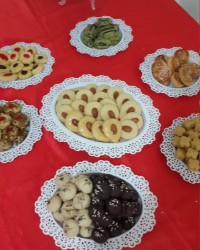 اینم از چن مدل شیرینی های خونگی من .