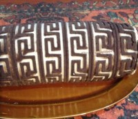 رولت خامه ای طرح ورساچه