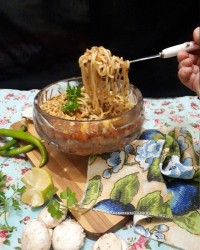 نودل سبزیجات