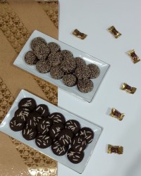 کلوچه کنجدی شکلاتی