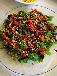 سالاد اسفناج اسپانیایی