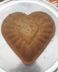 کیک گردو وکشمش