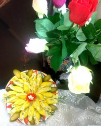 جامبو رنگی با سالاد شوید