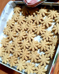 شیرینی سه آرد