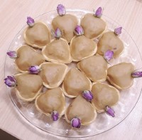حلوای آرد گندم با نان تارت