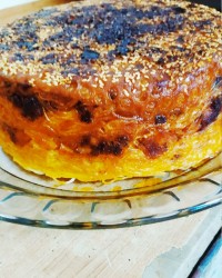 ماکارونی با ته دیگ کنجدی