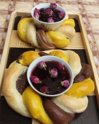 نان دو رنگ مغزدار