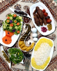 کباب سلطانی_دلمه (کلم_برگ مو) شام یلدای ۹۸