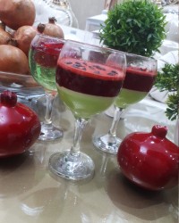 سلام دوستان گلم یلداتون مبارک ژله های من برا یلدا