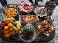 میز یلدای ما منزل خواهرشوهرجان