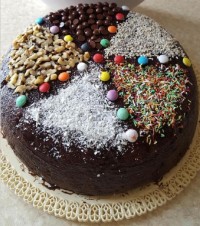 یه کیک شکلاتی خوشمزه