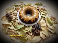 کیک خرمالو با سس خرمالو