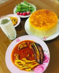 قیمه بادمجوون