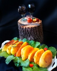 پیراشکی مرغ وپیازچه