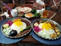 ناهار یک روز برفی (لطفا ورق بزنید)